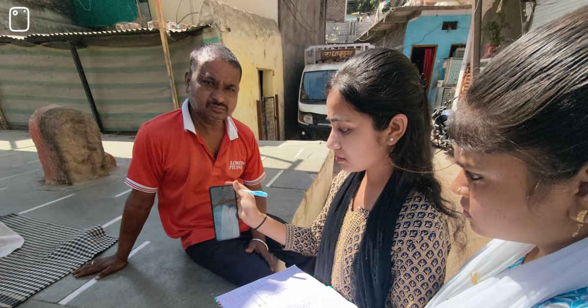 CBadwah's tweet photo. आज विभिन्न वार्डो में नागरिकों को Swachhta App इंस्टॉल कराई गई तथा इसके उपयोग की जानकारी दी गई ऐप के ��ाध्यम से नागरिक आसानी से स्वच्छता से जुड़ी शिकायत दर्ज कर सकते हैं उसका समाधान प्राप्त कर सकते हैं
@SwachhBharatGov
@SwachhBharat
@MoHUA_India
@urbansbm
#Swachhsurvekshan2025mp https://t.co/zPoyiTZOeA