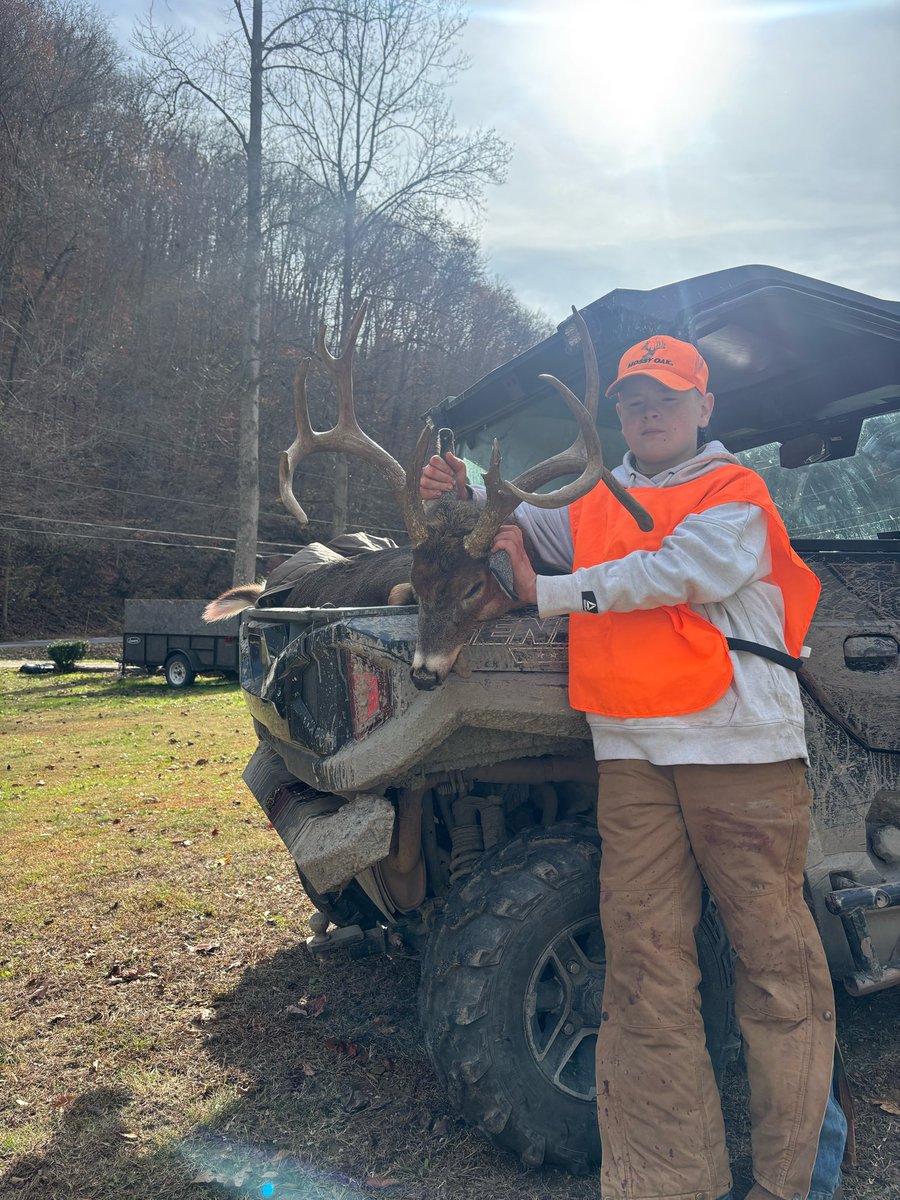 Booger🍊🇺🇸 tweet media