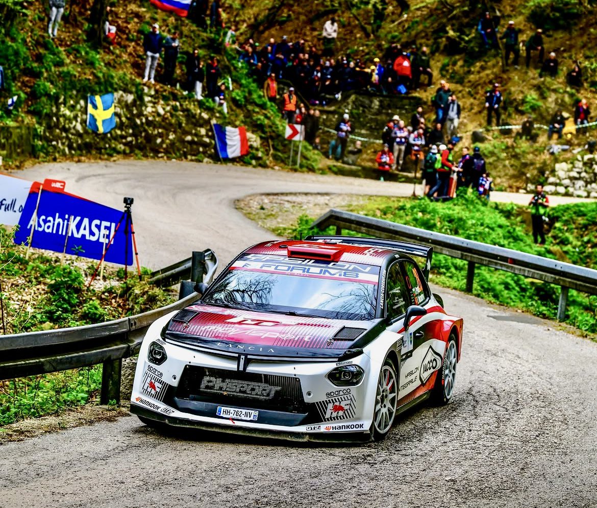 oudkerk30's tweet image. WRC Rally de Croacia – Final día viernes SS8 / Sami Pajari (Toyota GR Yaris Rally1) cierra el primer día en punta. Dominio de los Lancia Ypsilon Rally2 HF Integrale en la clase Rally2. Nota: diarioautomotor.blogspot.com/2026/04/wrc-ra… #WRC2026 #Croacia2026