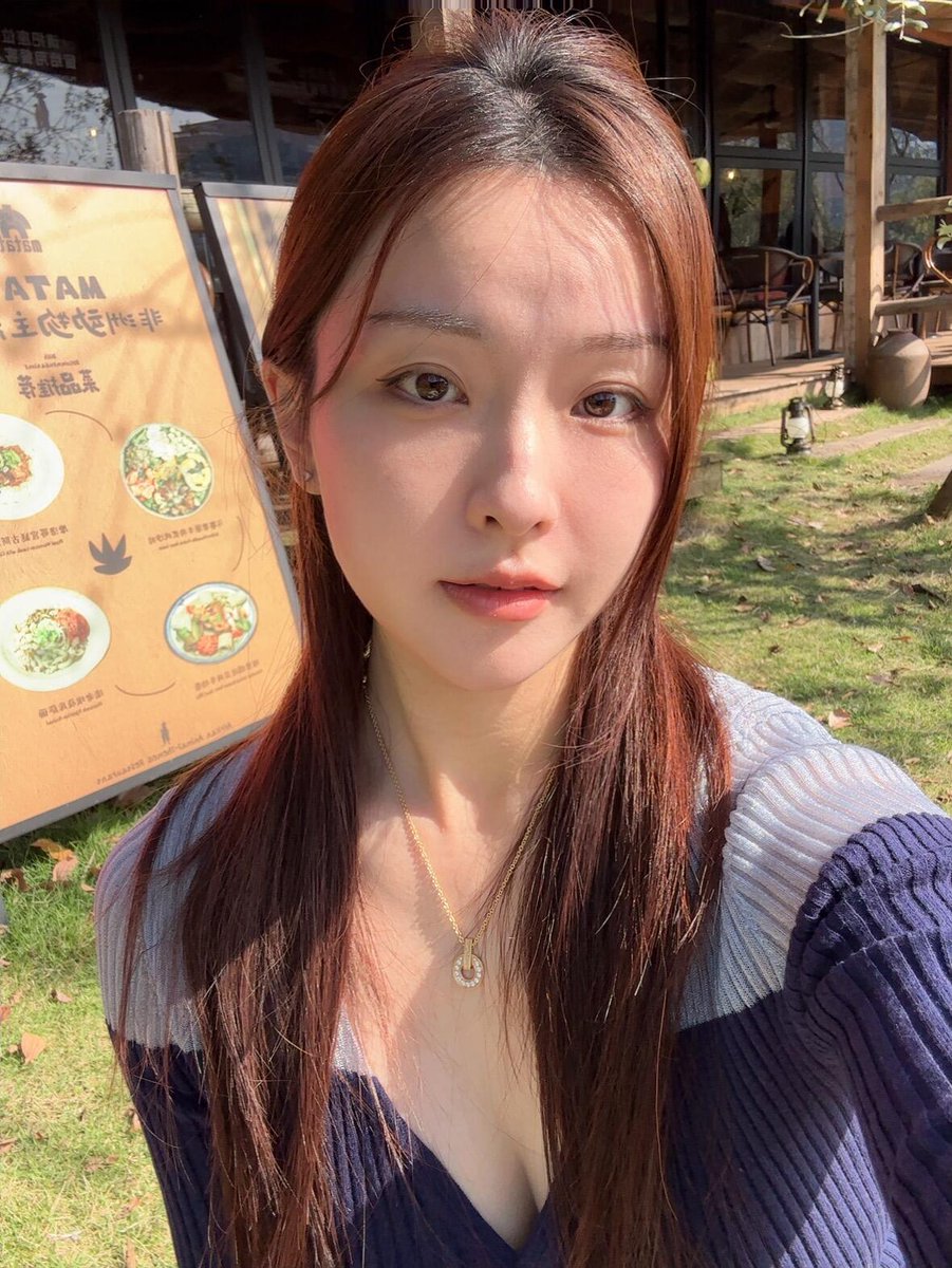 周末天气真好，出门溜溜娃，也溜溜自己😋😋 https://t.co/o7QuYv4Yg6
