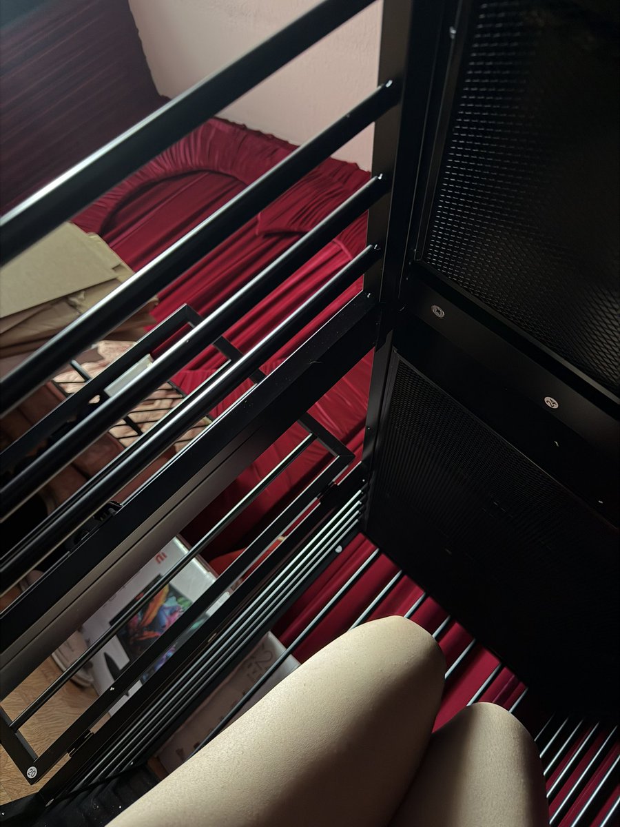 Devilina tweet media