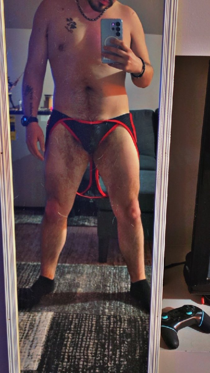 Its Fuck It Up Friday!!! Question is who wants to fuck😜💦💦