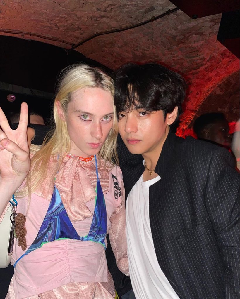 camu VAI VER O BTS tweet media