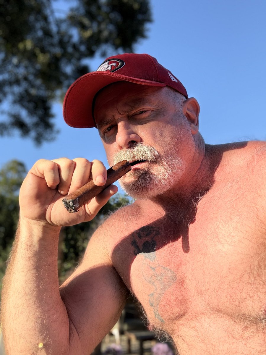 MikeDozer tweet media