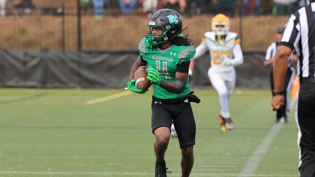 JaeeM_3's tweet photo. Blessed to recieve an offer from Greensboro College 🔥 @CoachBonds61 @GC_Pride_Fball @coach_card @Coach_Hart15 @ReedleyCFB @JLira2 https://t.co/pSzoUkjirx