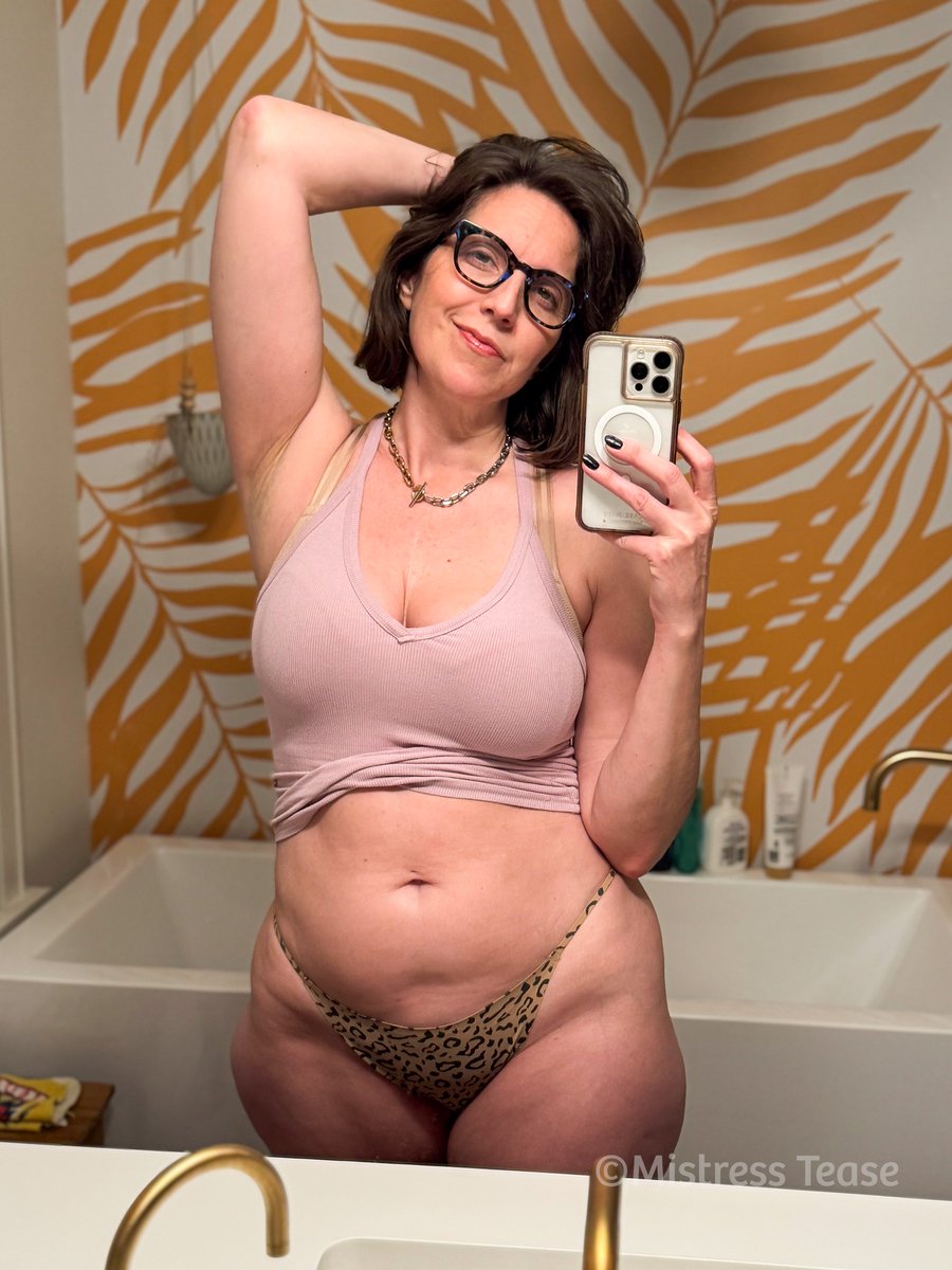 Mistress Tease tweet media