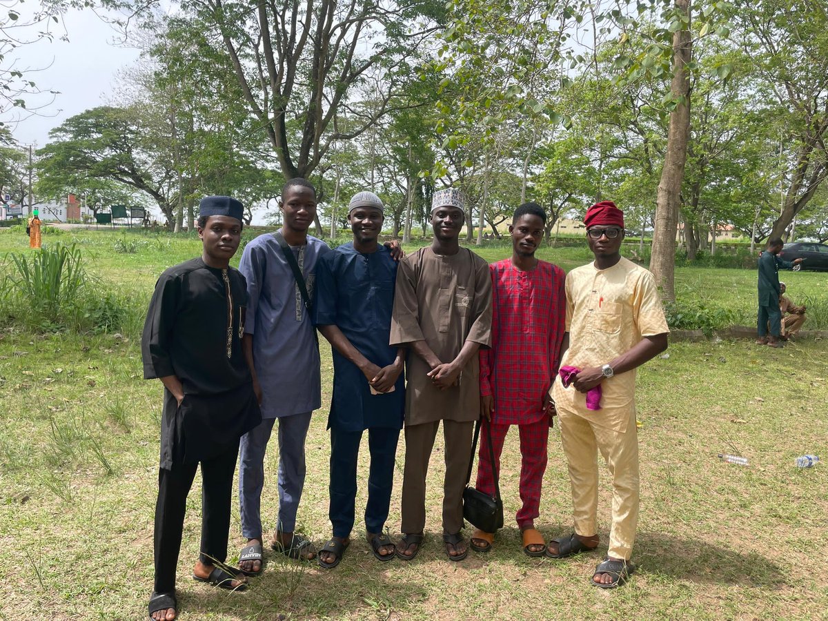 SEN.TALENTED tweet media