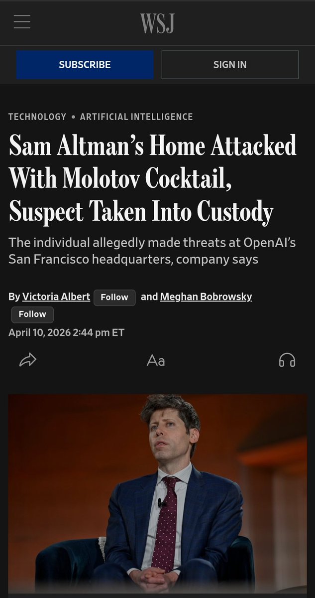 DrHuzam's tweet image. تم إلقاء زجاجة مولوتوف حارقة على منزل #سام_ألتمان، الرئيس التنفيذي لشركة #OpenAI

وقالت شرطة #سان_فرانسيسكو في بيان لها أن الزجاجة أحرقت بوابة خارجية لمنزل السيد ألتمان قبل الفجر. ثم لاذ المشتبه به بالفرار سيرًا على الأقدام، لكن تم العثور عليه بعد حوالي ساعة، أي بعد الساعة
