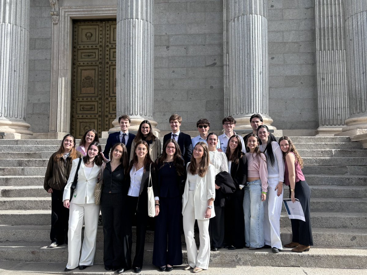 CMU Isabel de España tweet media