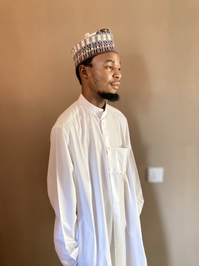 MhiztaZeefresh's tweet image. #FridayFirstClass