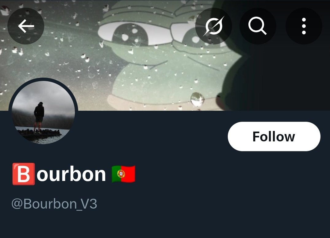 colhões_do_proletário tweet media