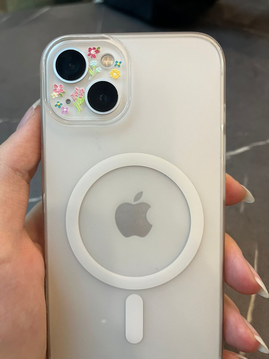 𝗰𝗼𝗰𝗼𝗻𝘂𝘁 tweet media