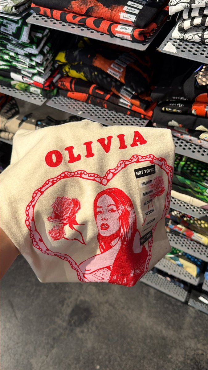 𝑒𝒾𝓁𝑒𝑒𝓃🩷 tweet media