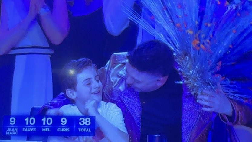 _dsbslily's tweet photo. de un c���est hyper mignon et ensuite, slayyyy 
#DALS https://t.co/0L3BN7EltK