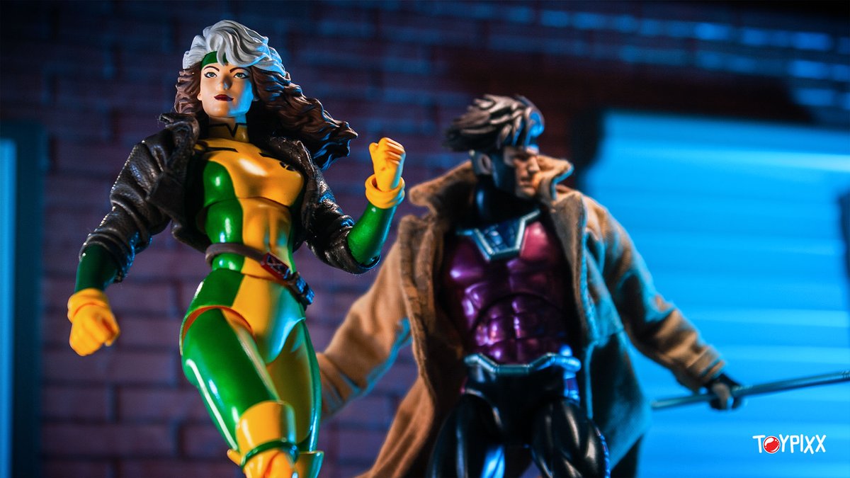 Toypixx Toy Photography tweet media