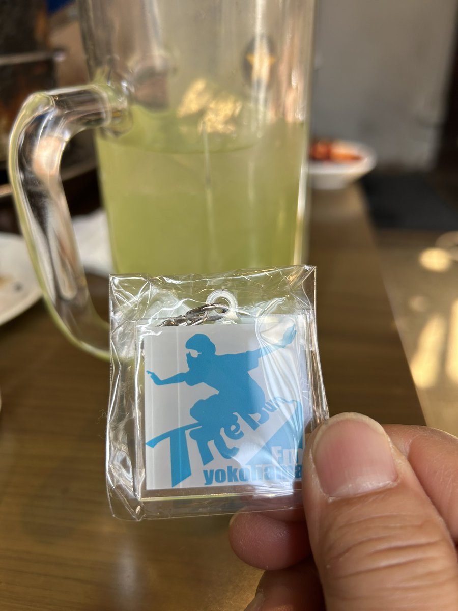 あかい彗星 tweet media