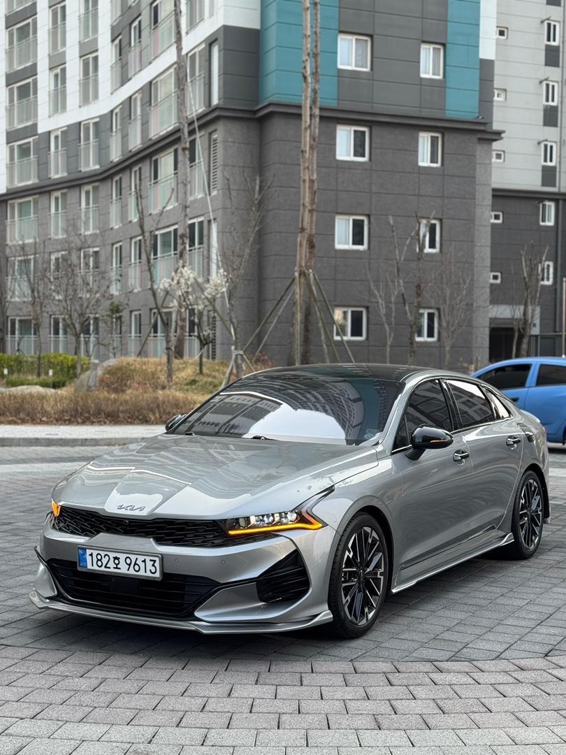 nocarcontext's tweet photo. KIA K5 SIGNATURE 🩶🩶 https://t.co/ixxxTKaAqm