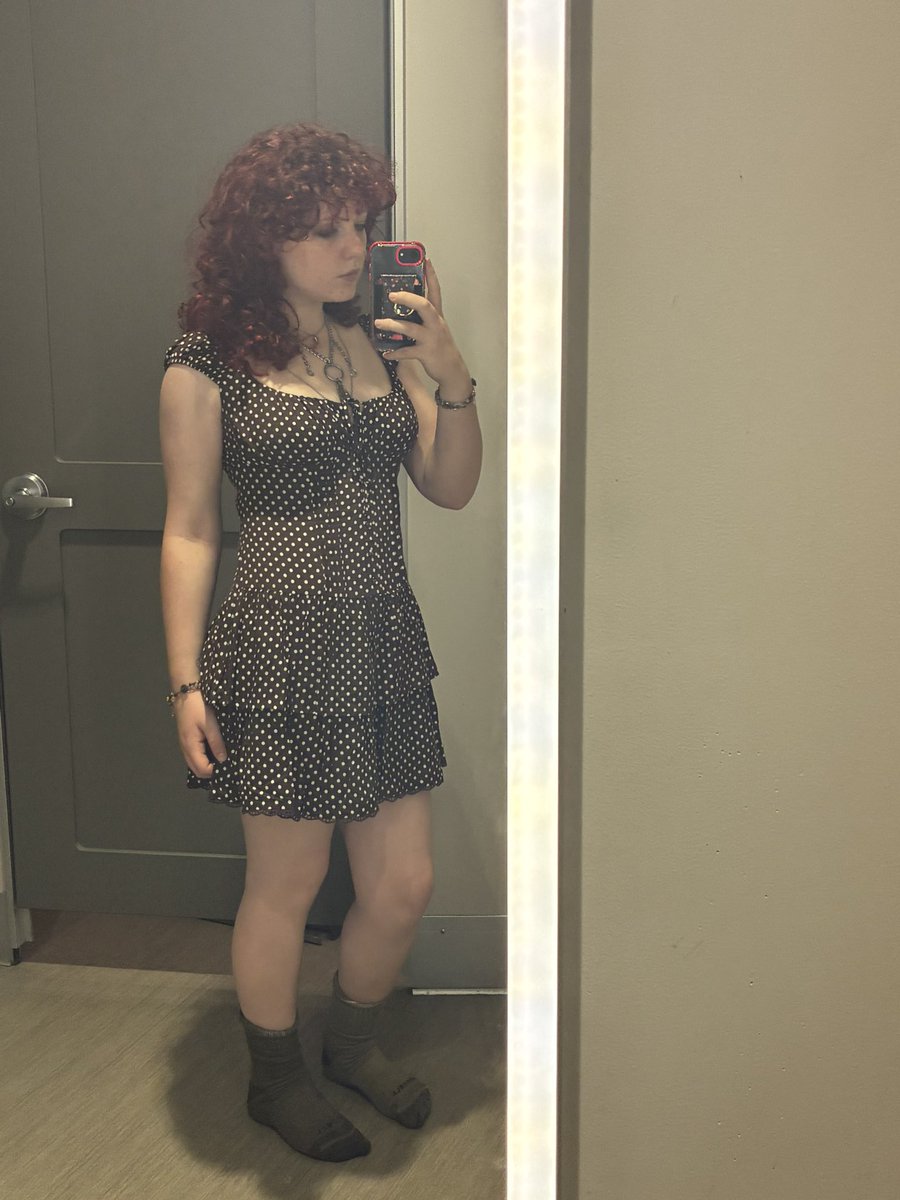 av / mikey ☄️ tweet media