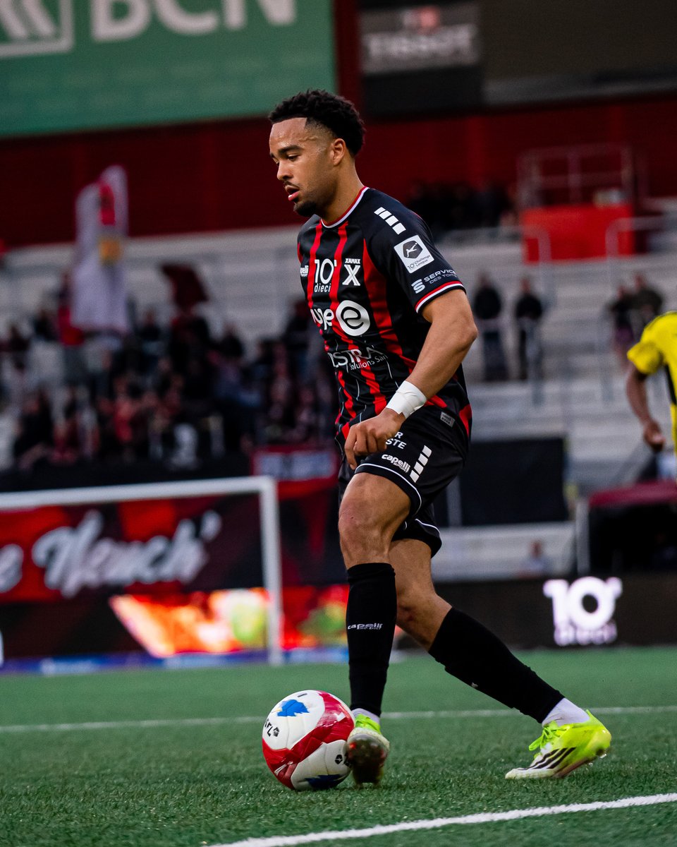 📸😍

#SangRougeNoir