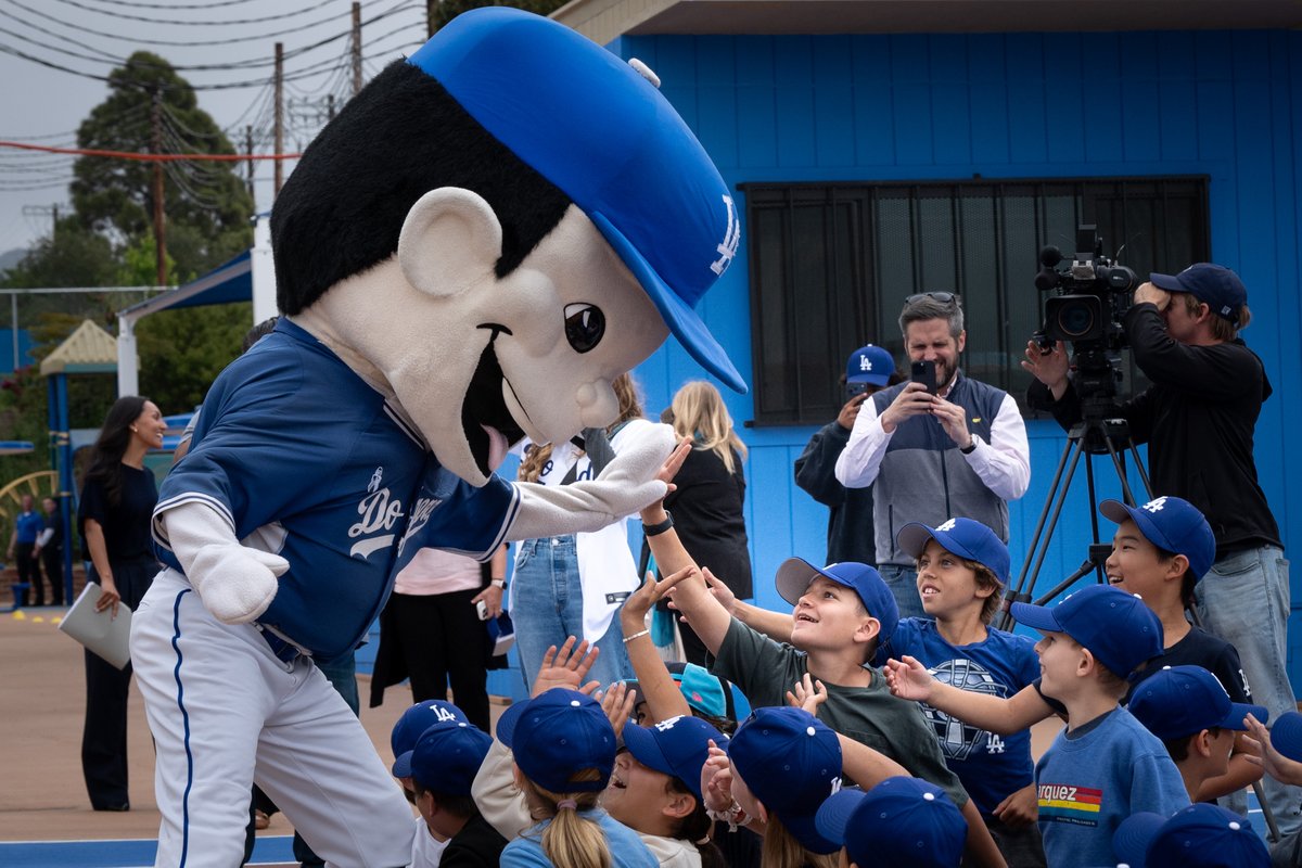 David Crane tweet media