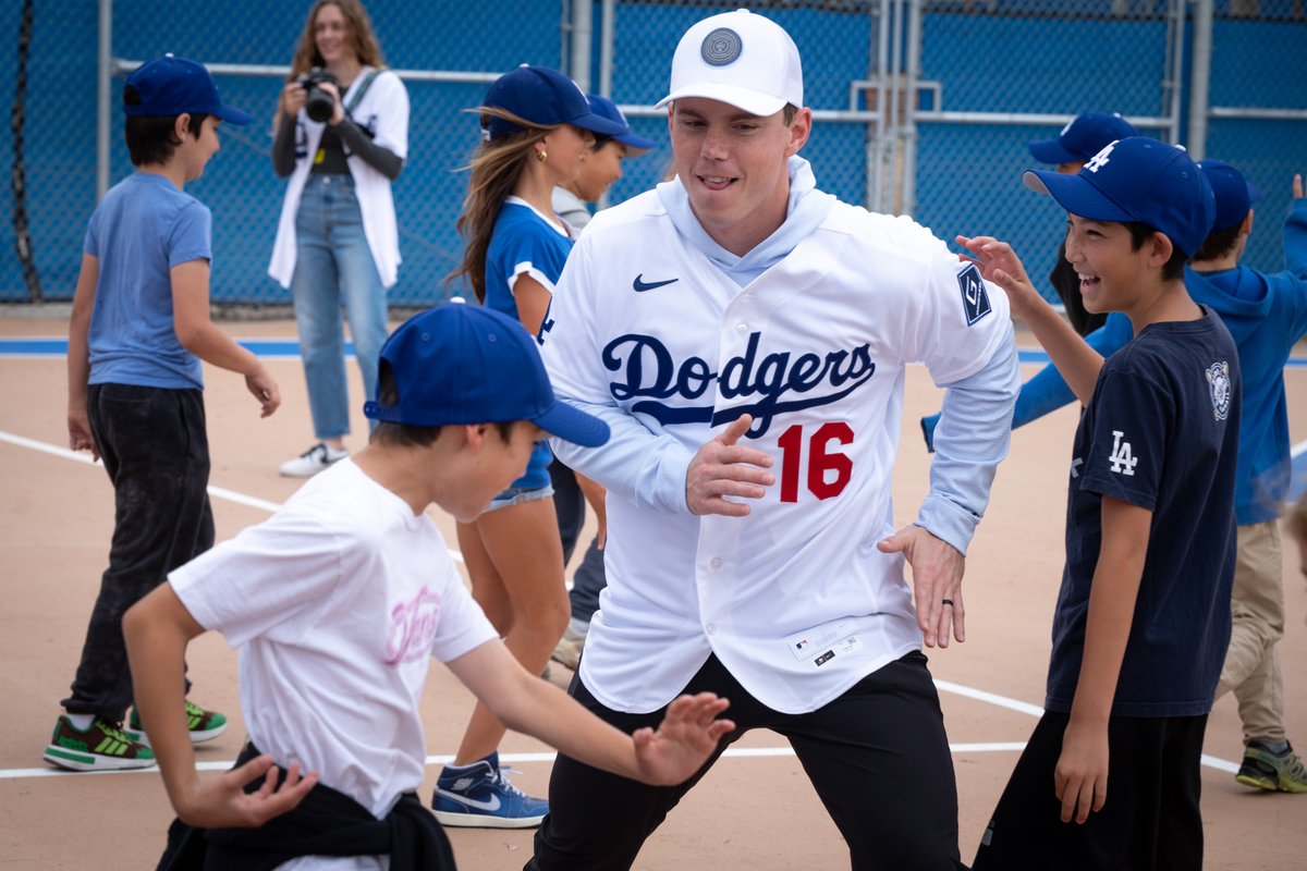 David Crane tweet media