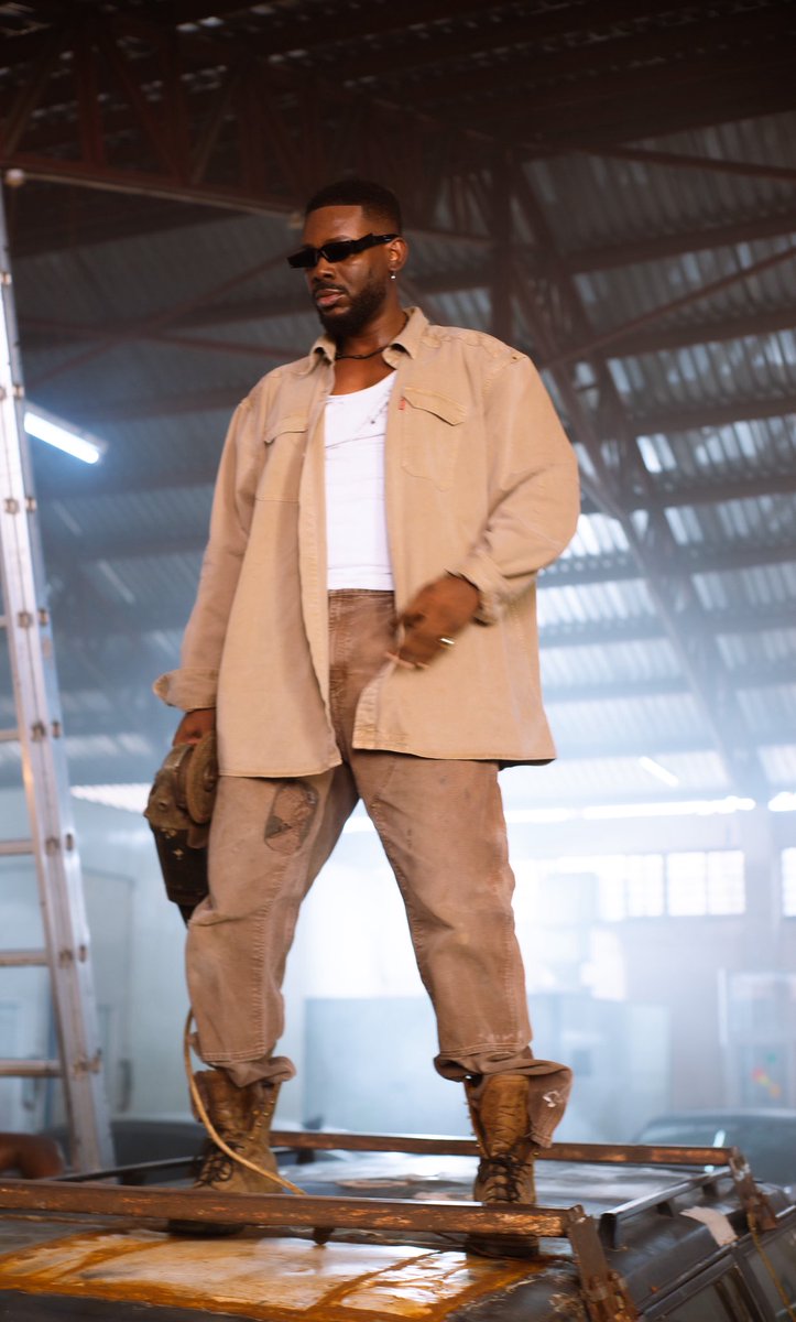 BIG FISH tweet media