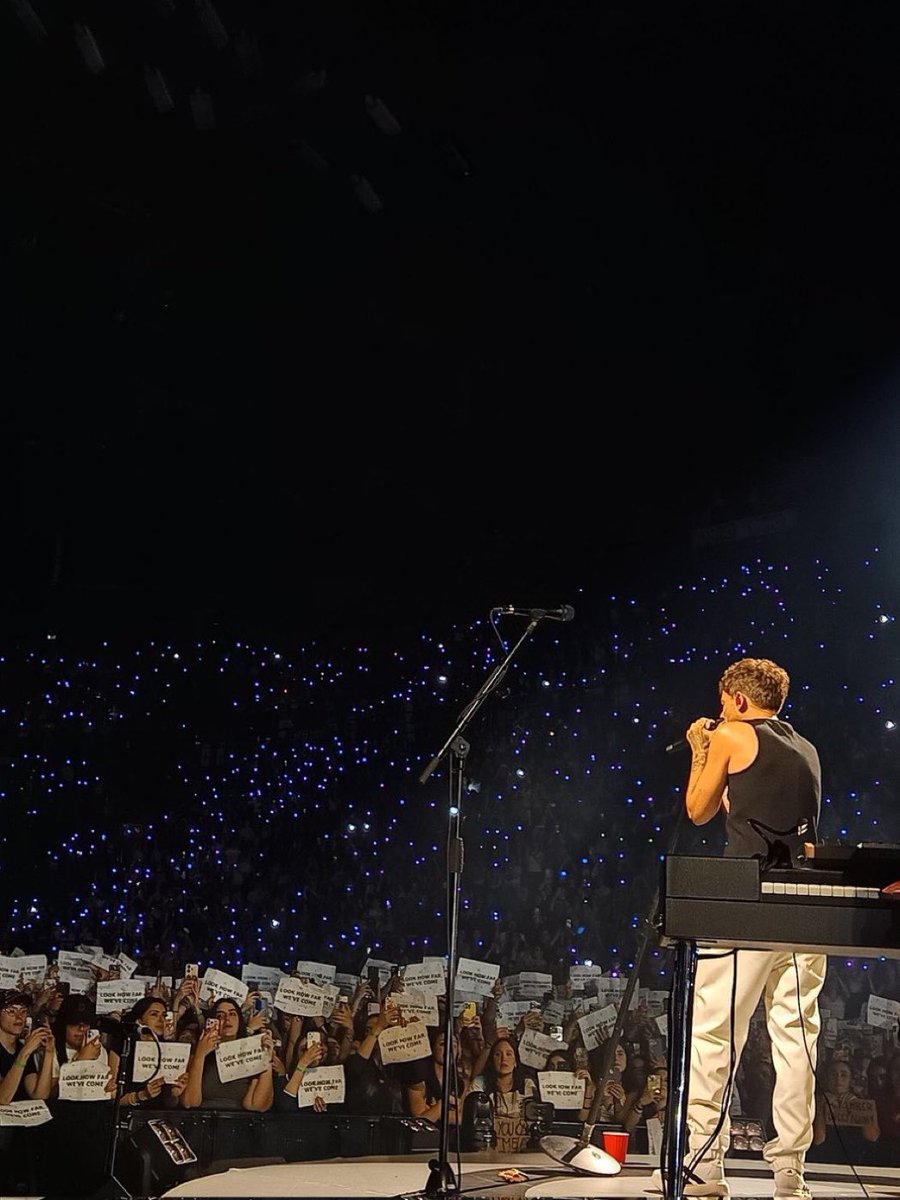 Louis Tomlinson Updates tweet media