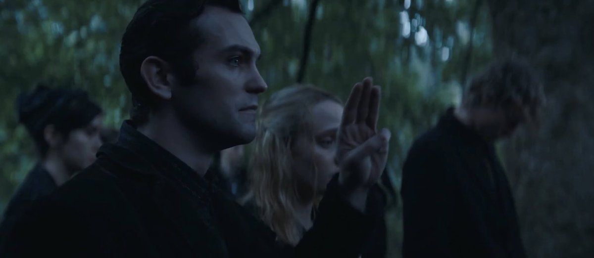 maysilee thinker 💭 tweet media