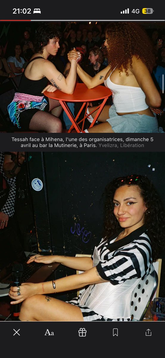 Omgggg flashing lights <a href="/libe/">Libération</a>