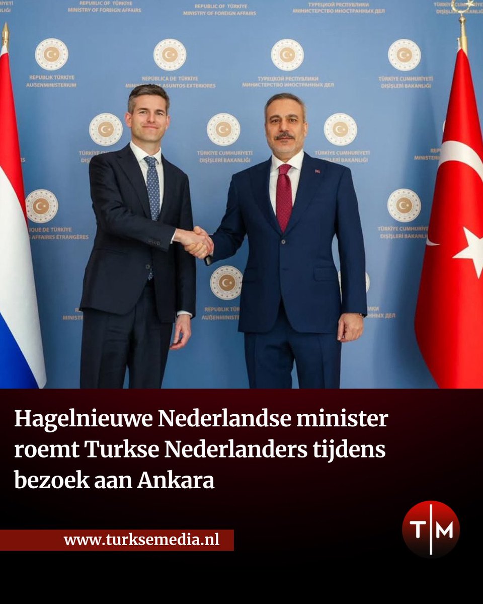 TurkseMedia's tweet image. Hagelnieuwe Nederlandse minister roemt Turkse Nederlanders tijdens bezoek aan Ankara

Lees verder: turksemedia.nl/hagelnieuwe-ne…

#Turkije #TurksNieuws #TurkseMedia #Ankara #Nieuws
