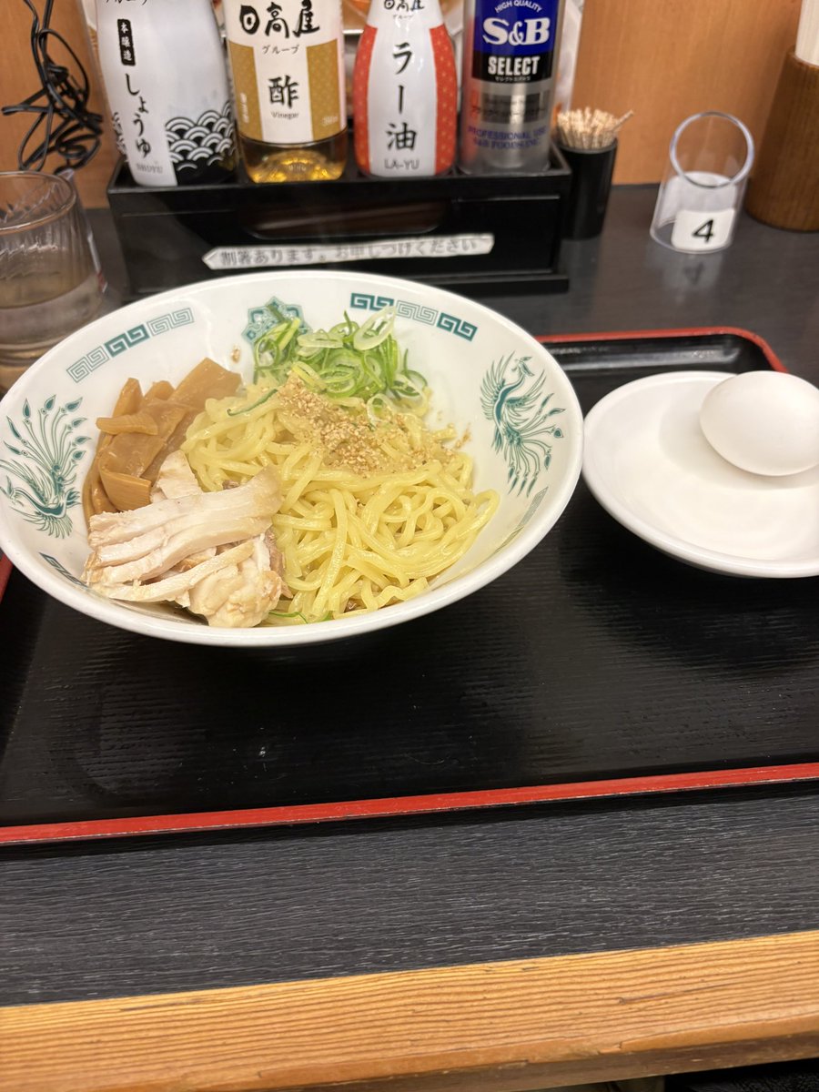 コメット tweet media