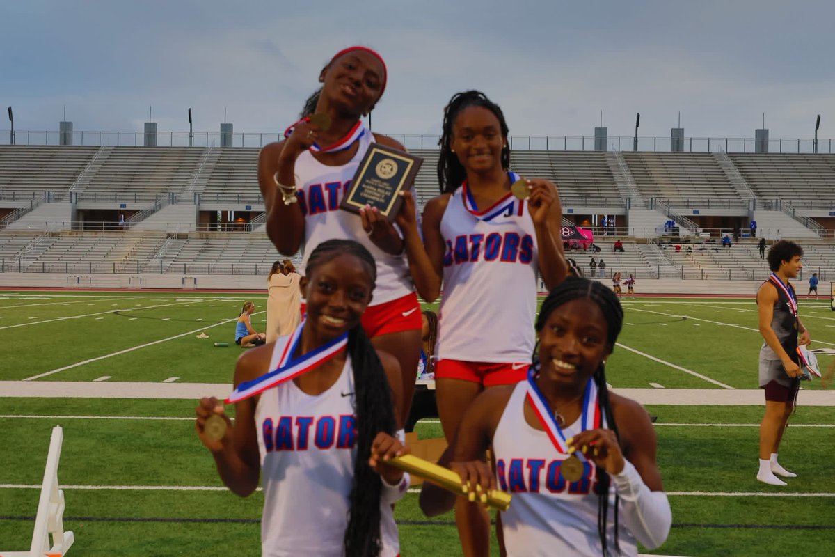 Dickinson ISD tweet media