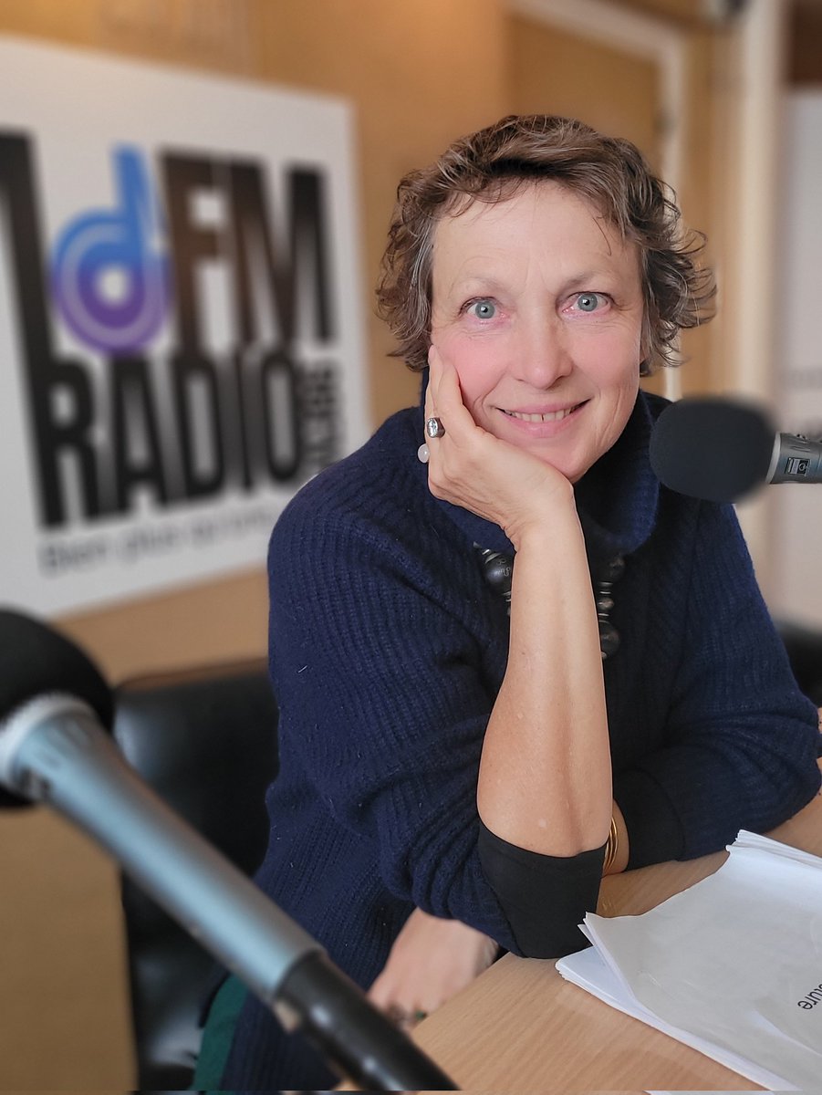 cbarrilliet's tweet image. 🎙️ Depuis septembre mon agenda est rythmé par mes émissions radio... Chaque émission est une nouvelle rencontre, une nouvelle histoire à mettre en lumière. C'est exactement pour ça que j'ai créé ce rendez-vous. 🤍 
📻 RDV 11/04 16h sur 98FM et DAB+ #radio #emission #culture