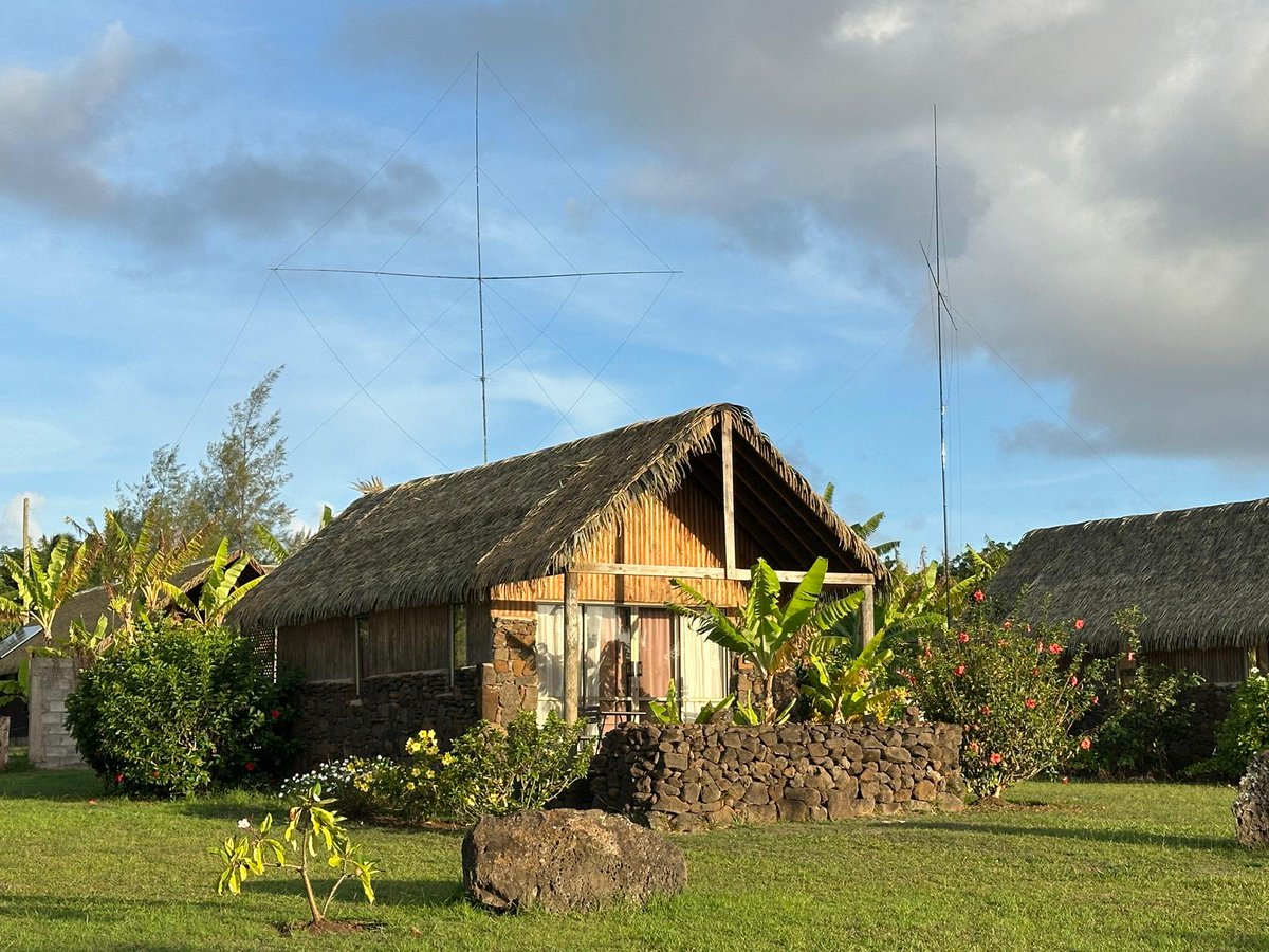 DX_World's tweet photo. On the scene with CE0Y/DJ4EL, Easter Island

https://t.co/pxeEP56d5Q https://t.co/Z9PBdI9Ray