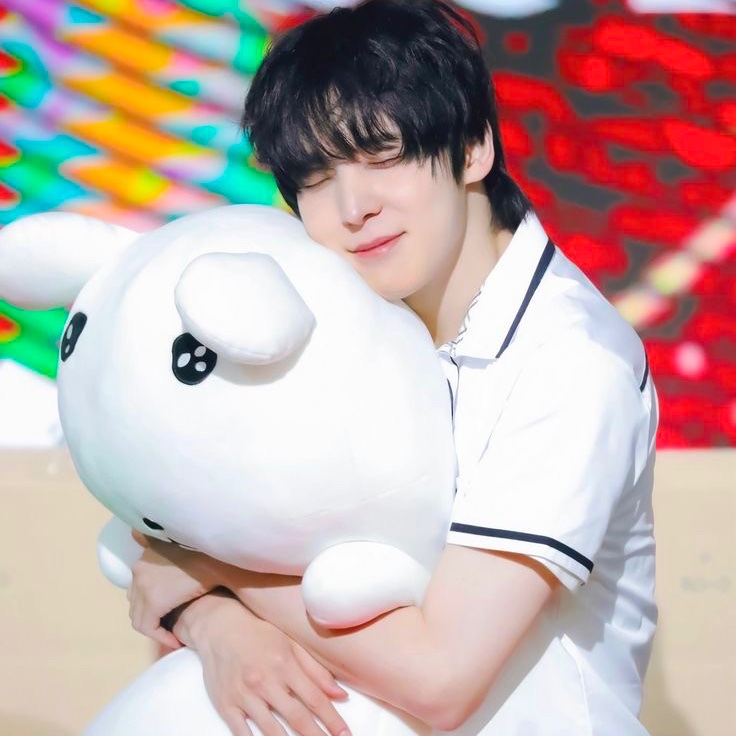 yara 🎀 tweet media