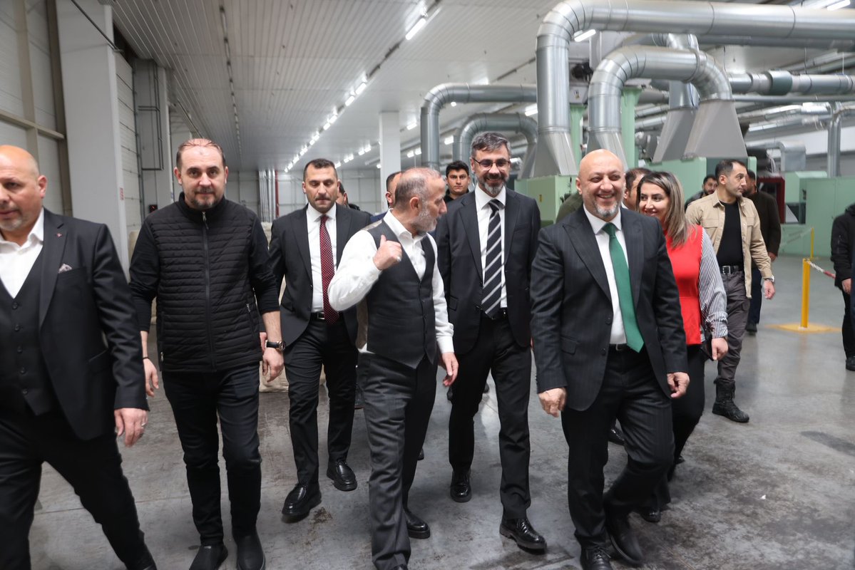 AK KADIN BİTLİS tweet media