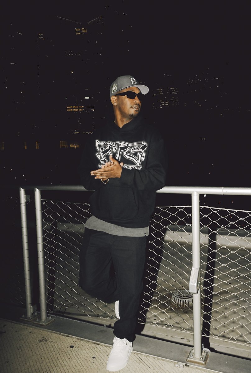 flowgamble's tweet photo. Out Da Mix 4Really Tho…🎲 https://t.co/CUeugaN1Pv