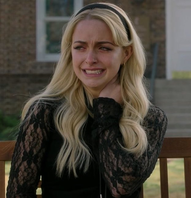 “Not Maysilee. Merrilee.”