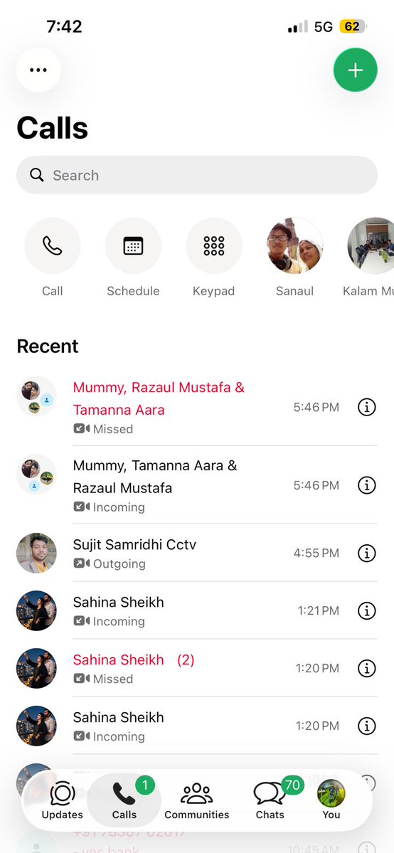 imustafasanaul's tweet image. WhatsApp is rolling out a fresh “liquid glass” UI — spotted on iOS 👀
New ₹ payment icon, pill-style camera shortcut, and iOS 26 design language.
Also includes a floating Meta action button ⚡

#Android #iOS #MustafaSanaul 👨‍💻 #WhatsApp