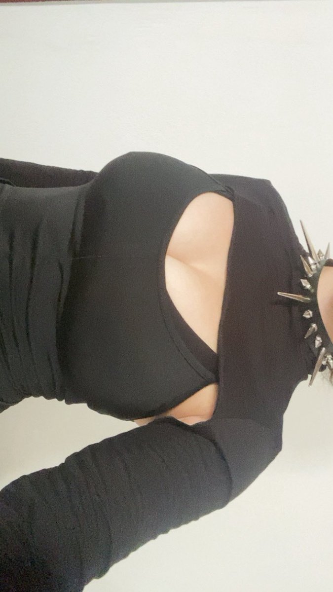 G.V. / nsfwtwt tweet media