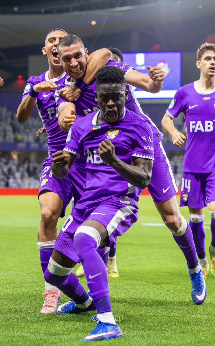 سـلّـط tweet media