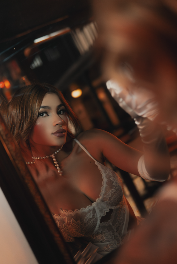 L E X I E - W A Y N E tweet media