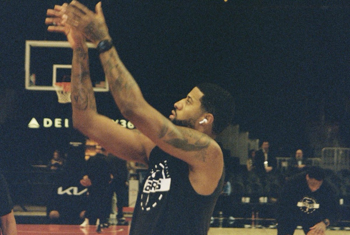 Make Vegas Pay tweet media