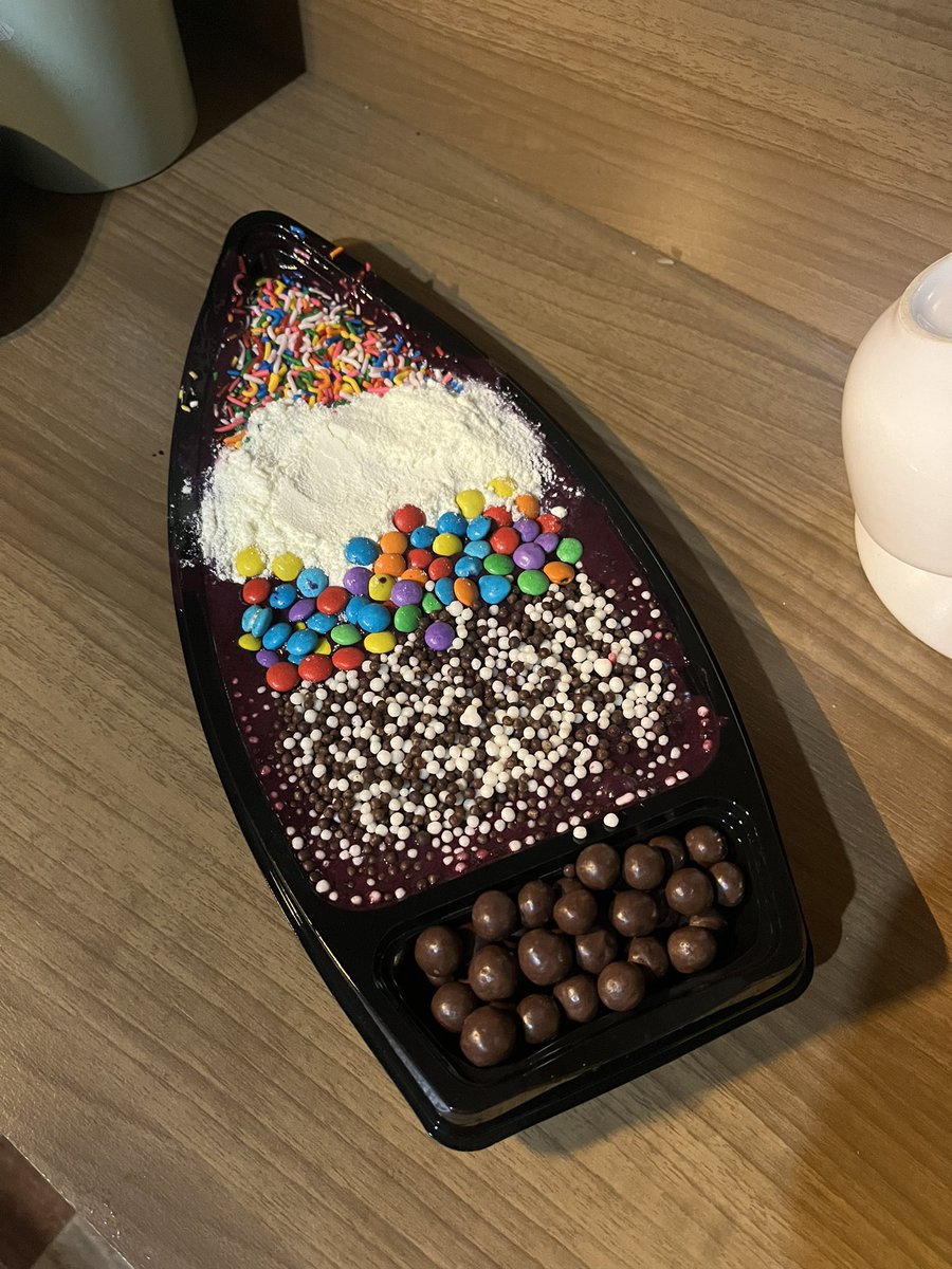 é hj.  que meu cu vai pedir socorro.  vcs qrem? 🤭