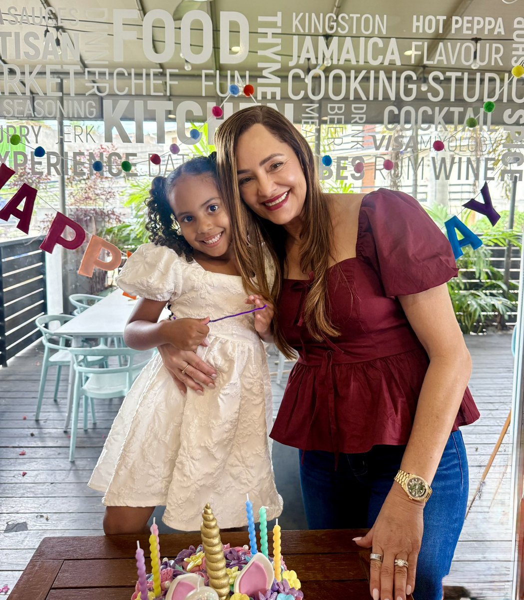 Ann-Marie Vaz🇯🇲 tweet media