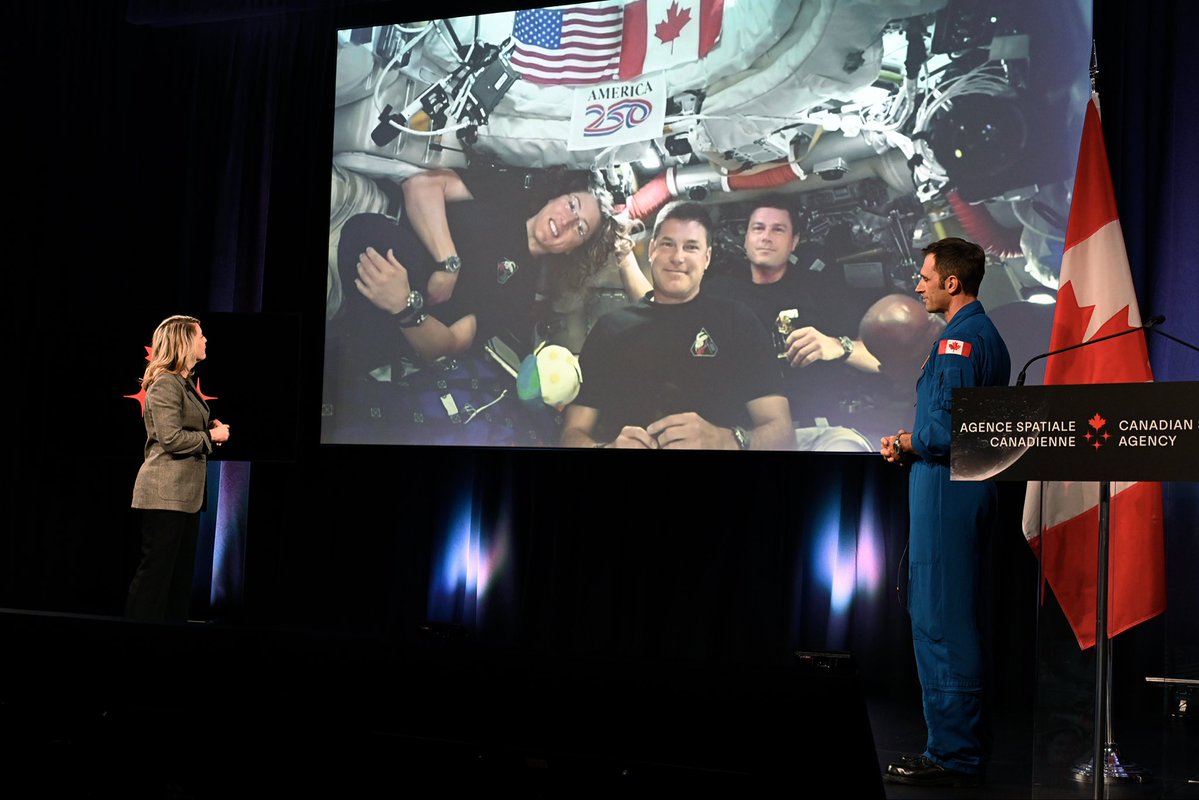 Mélanie Joly tweet media