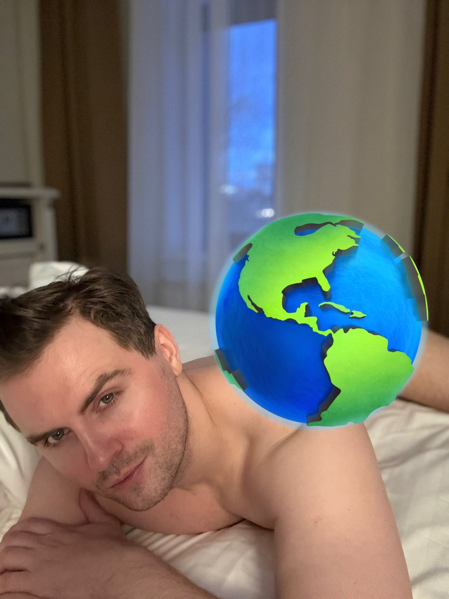 GRAYSONFIN tweet media