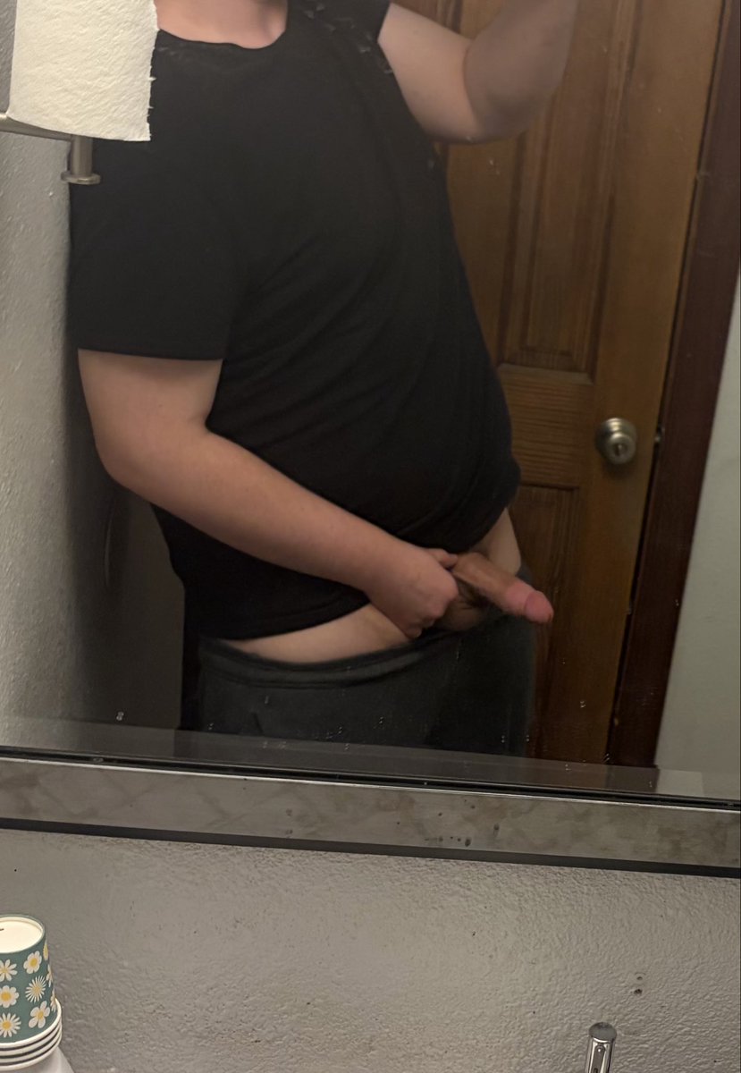 sixinchstroker's tweet photo. Wanna help me out with this guy? 😈
#cock #nsfw #jerking #mlm https://t.co/HxTOkc90en