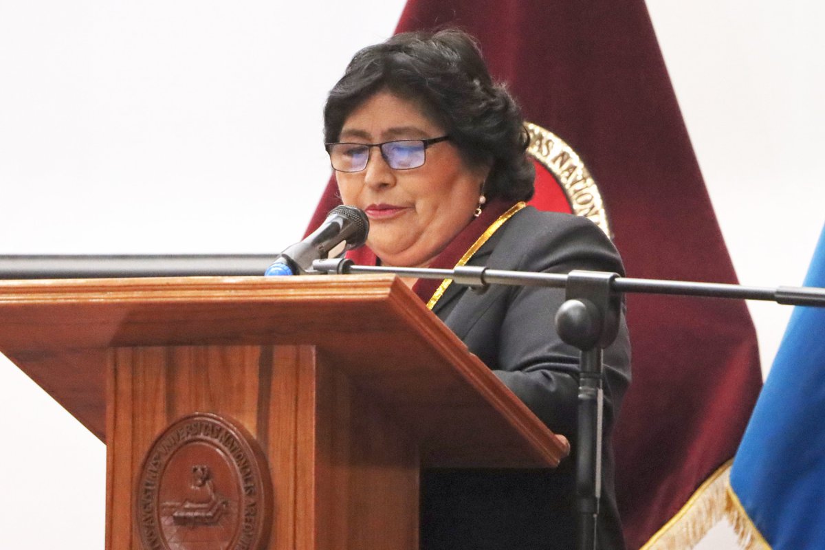 UNSA_Oficial's tweet image. 📣 La Facultad de Ciencias Biológicas de la #UNSA celebró 12 años de excelencia académica y proyección social. La decana, Dra. Jesús Felicitas Juliano Ramos, presentó un balance de gestión destacando los grandes logros alcanzados.

👉 acortar.link/RsX6go