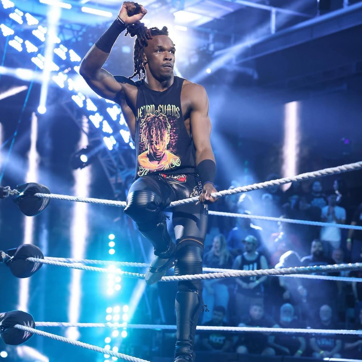 WrestlingWorldCC tweet media